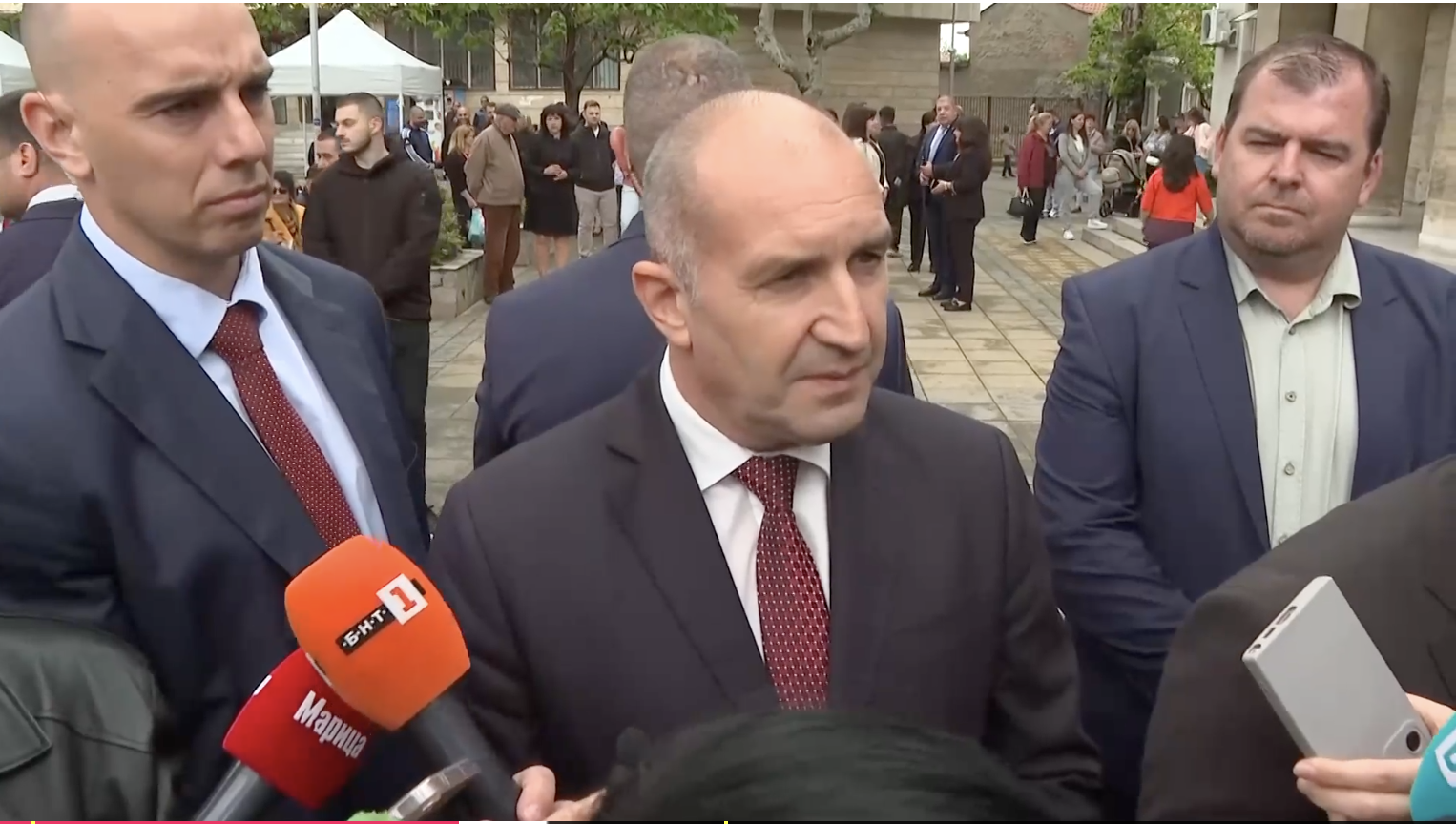 Румен Радев: Вчера предложих референдум, а не партия (ВИДЕО)